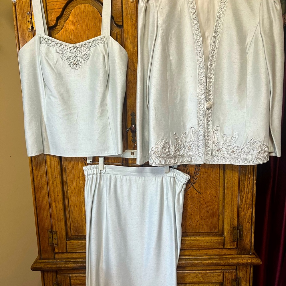 3 piece  cocktail style suit